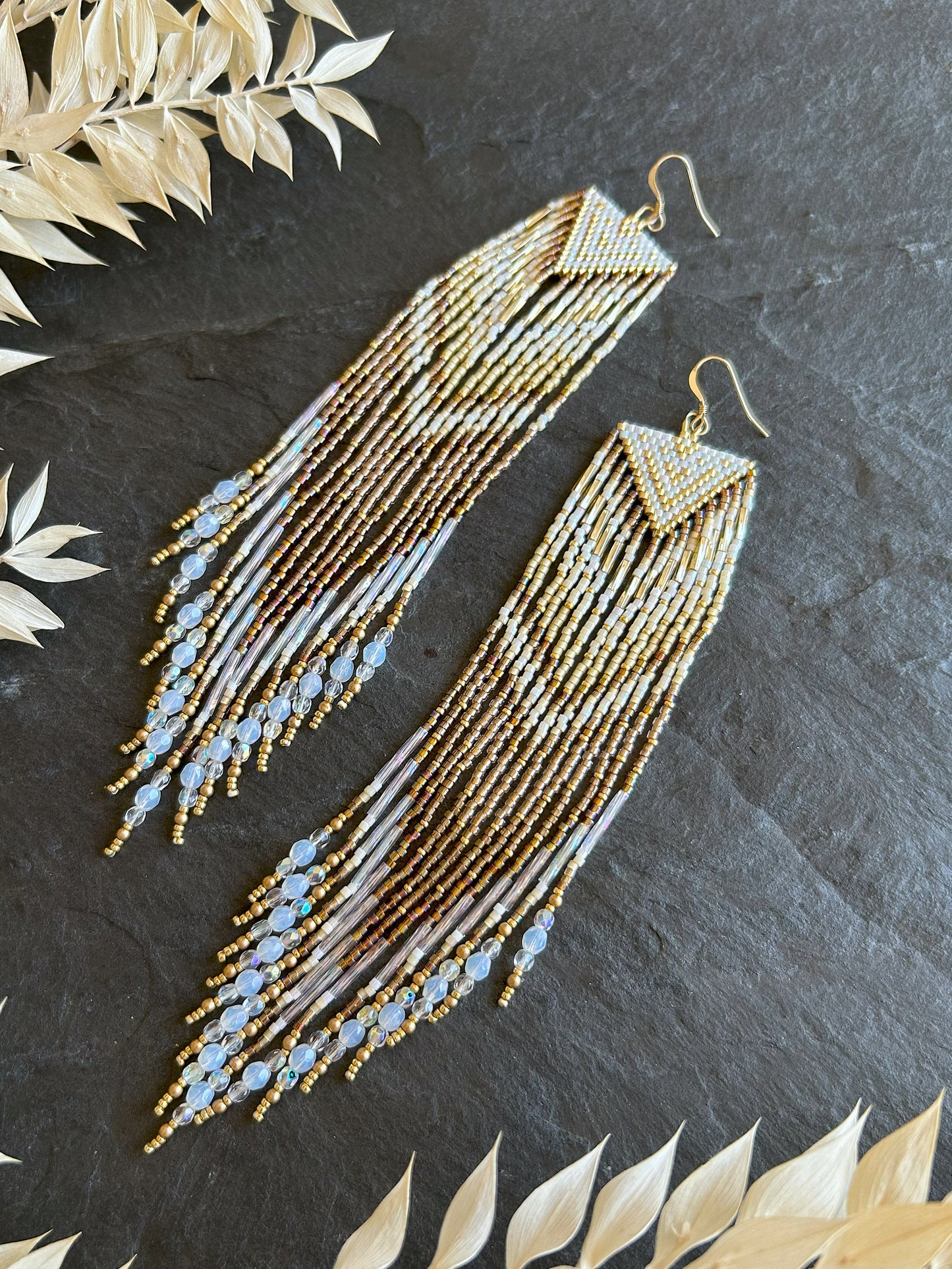 Dazzling statement earrings "Sheila" - white & gold