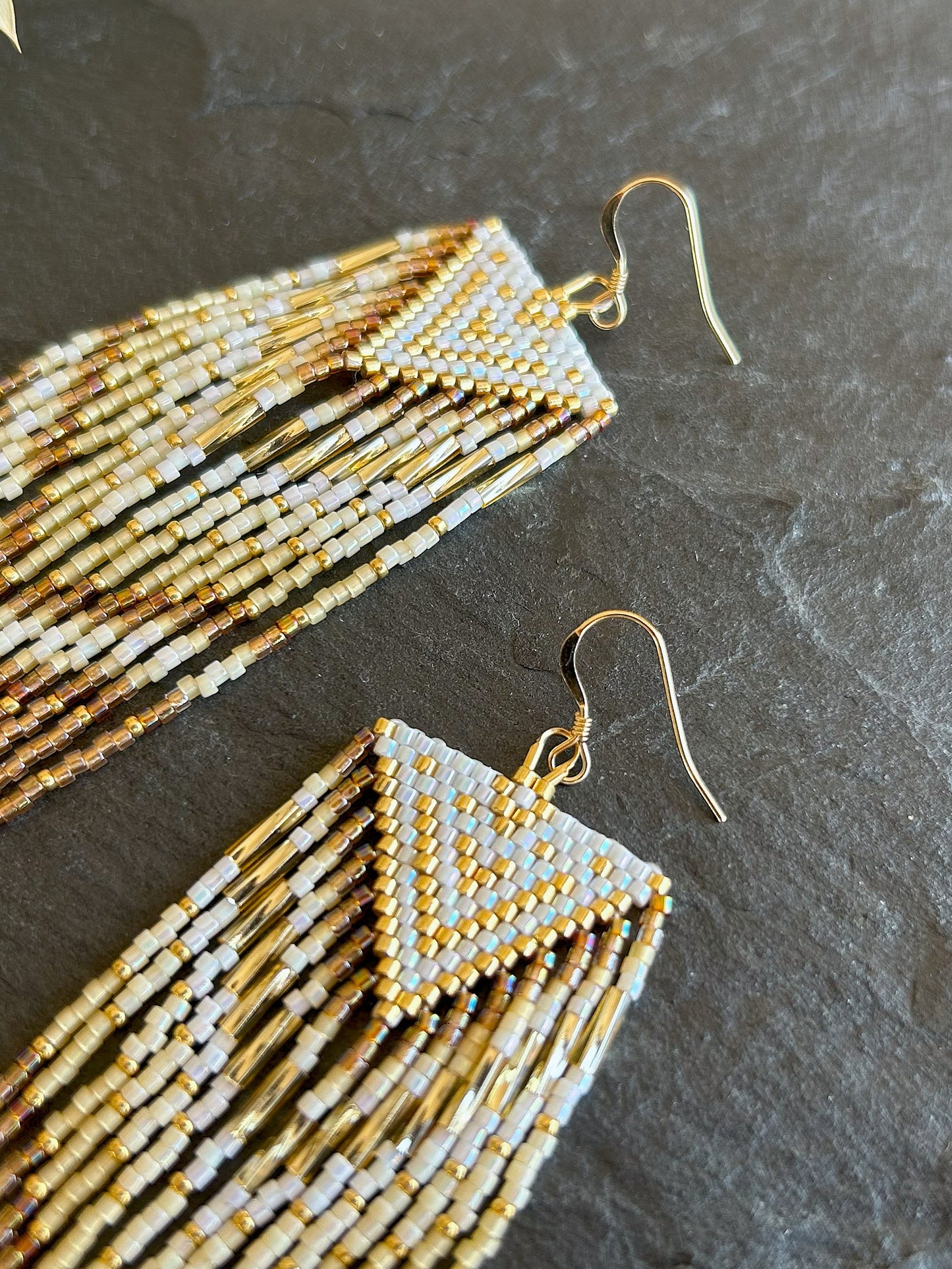 Dazzling statement earrings "Sheila" - white & gold