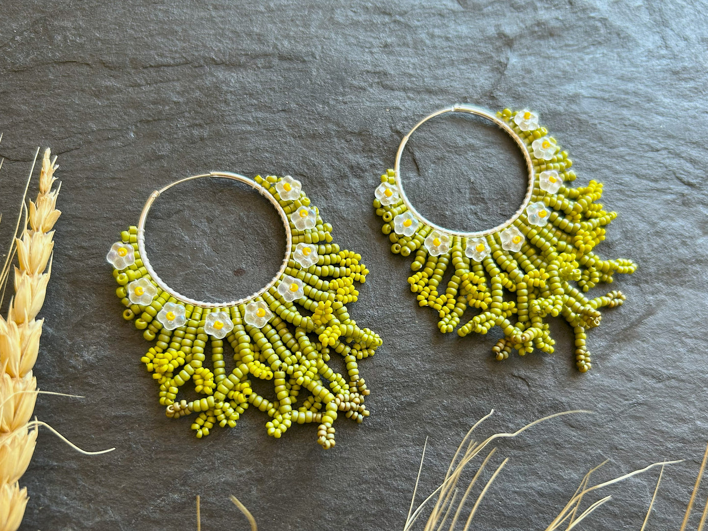 Hoop earrings "Margo" - bloom in white
