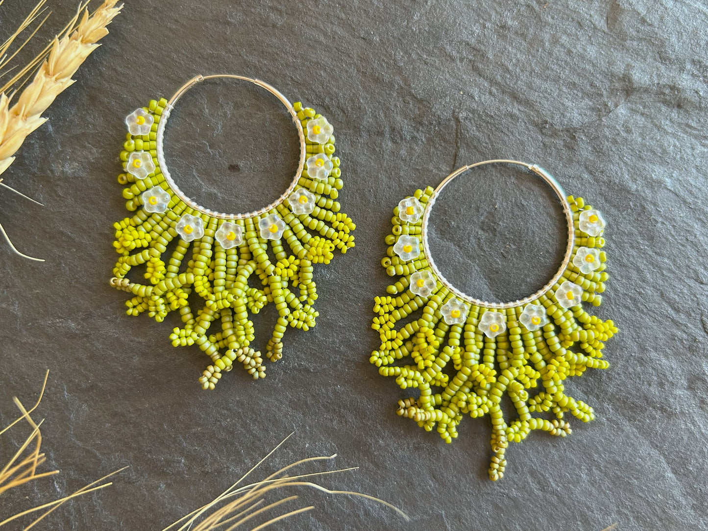 Hoop earrings "Margo" - bloom in white