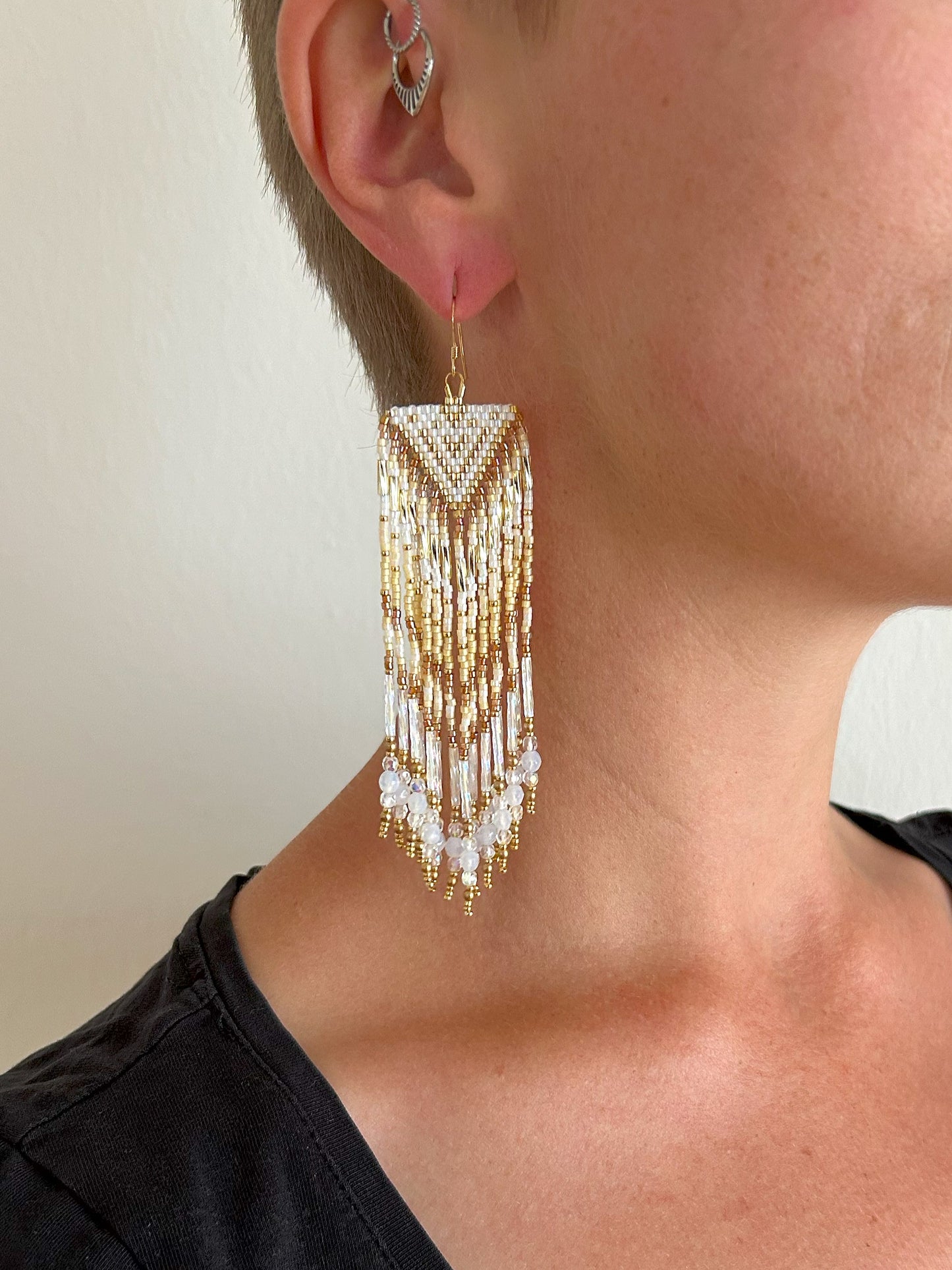 Dazzling earrings "Sheila" - white & gold