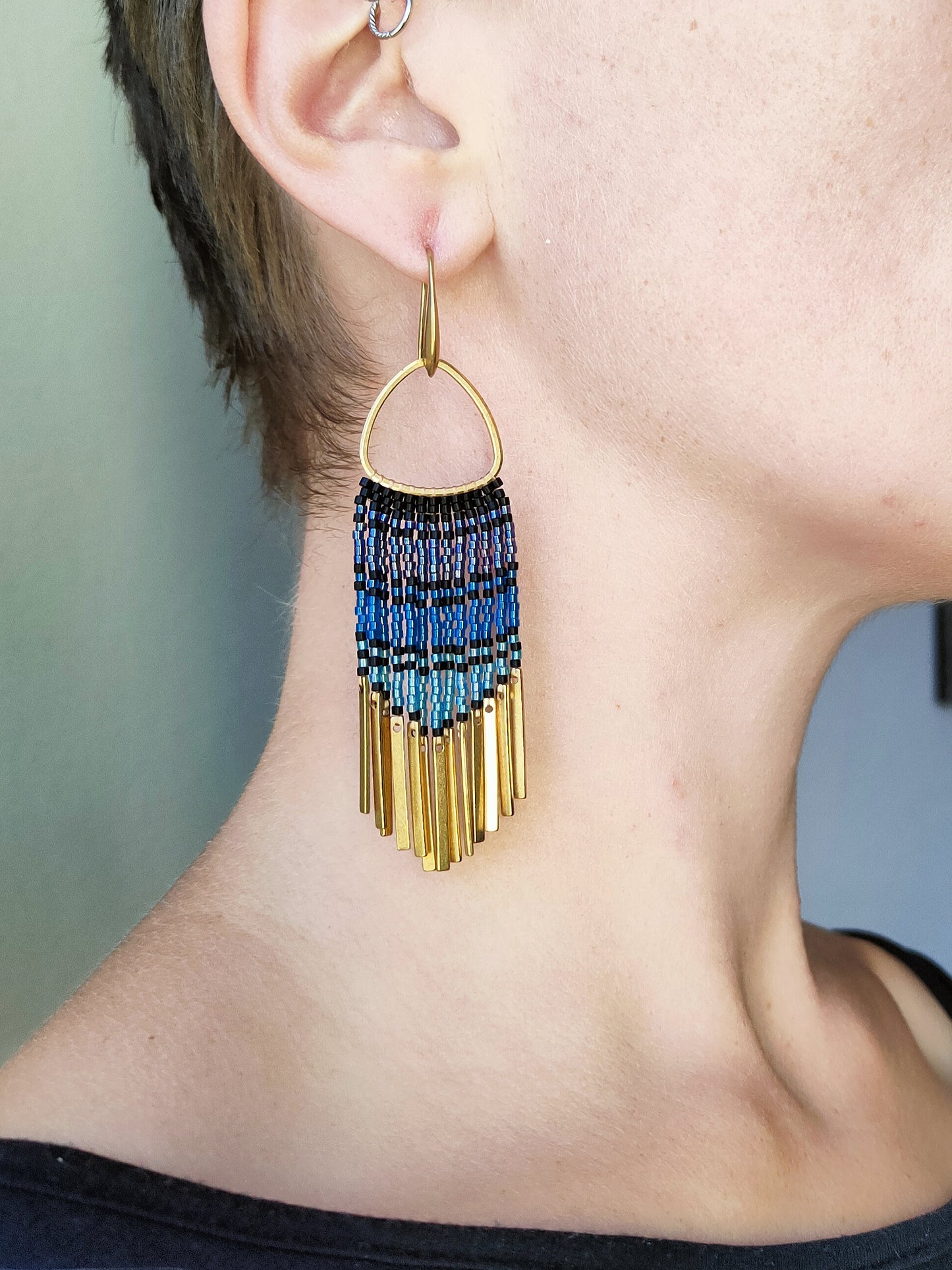 Wind chime earrings "Alizeh" - blue