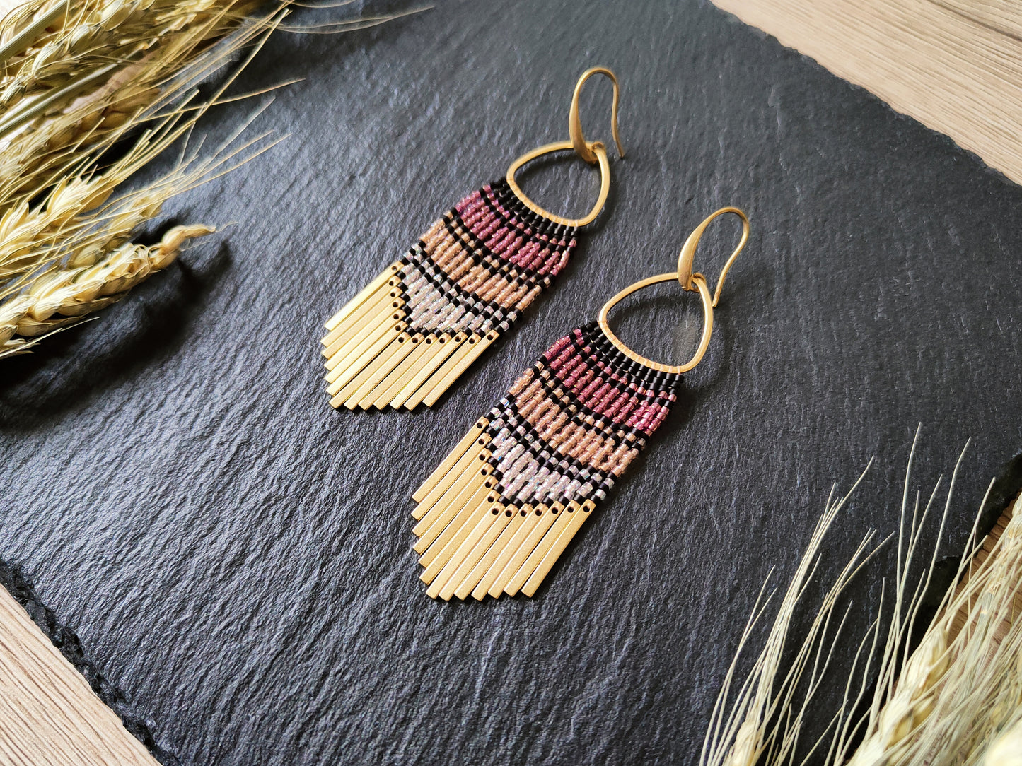 Wind chime earrings "Alizeh" - light pink