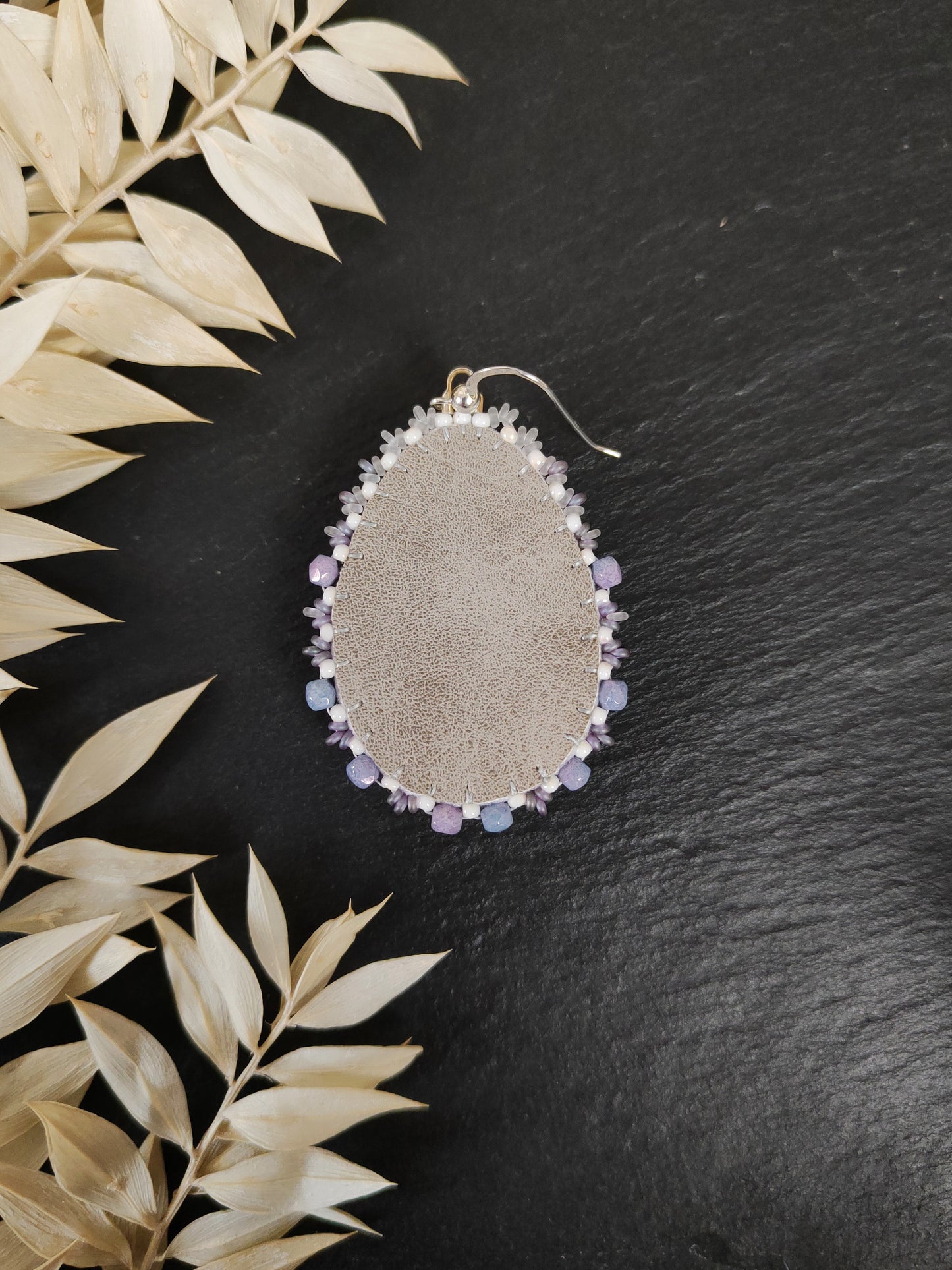 Dangle earrings with amethyst - white & purple