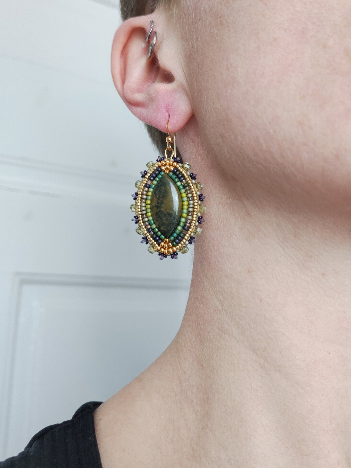 Ombre dangle earrings with agate - purple & green