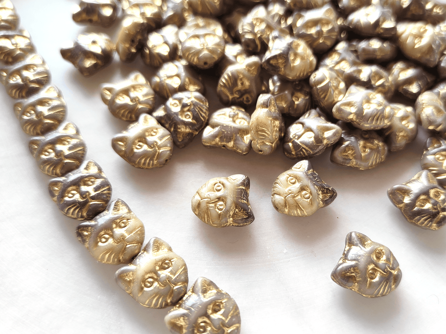 Cat face beads 13mm - beige, brown & gold