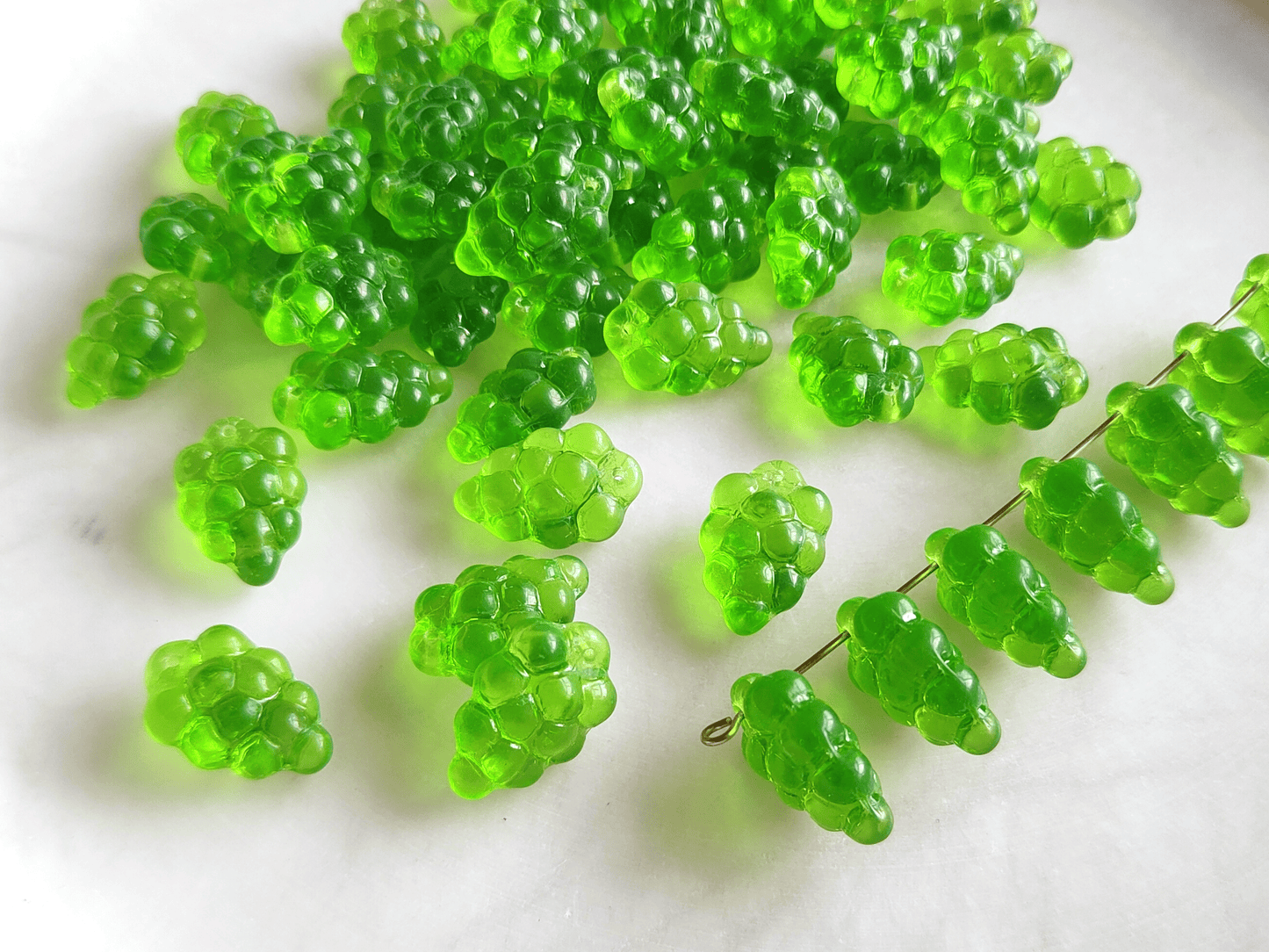 Weintrauben 16x11mm - Apfelgrün