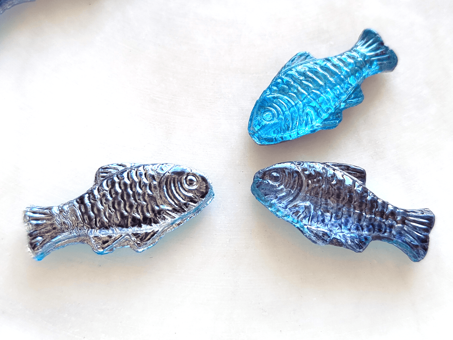 Forellen 24x10mm - metallisch Blau