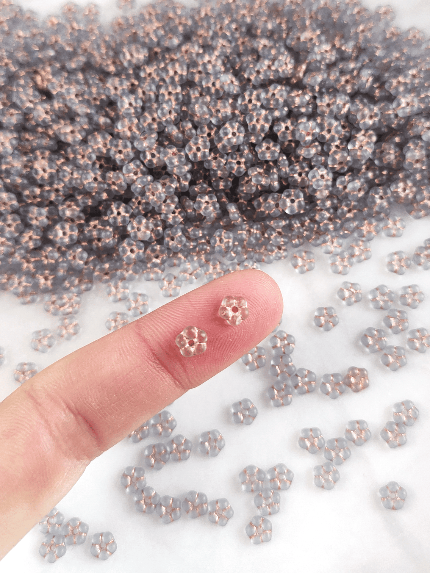 Forget-me-not flower beads 5mm - matt blue & copper