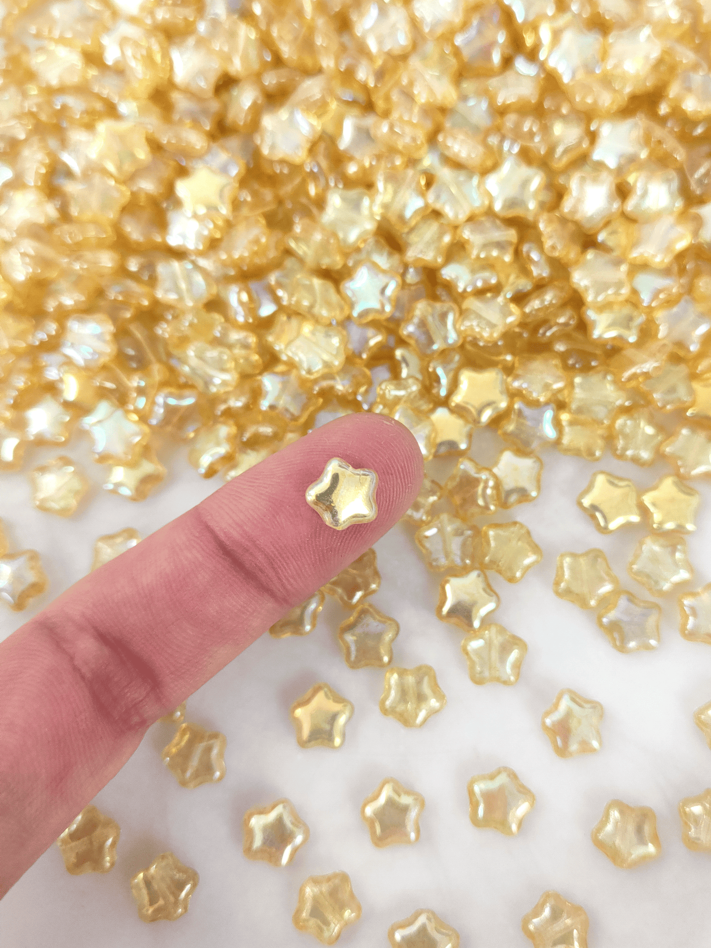 Star beads 8mm - yellow iris