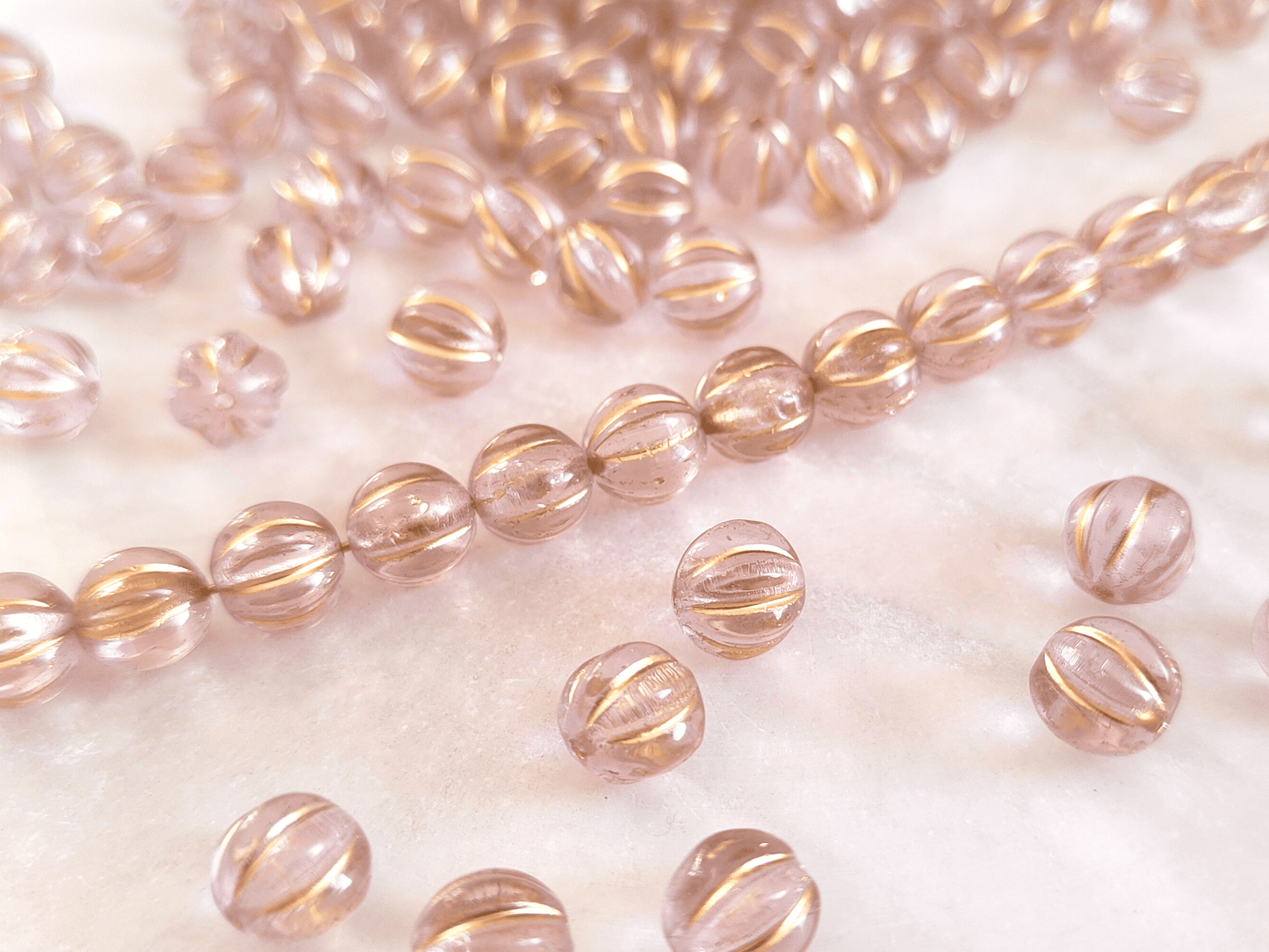 Melon beads 8mm - pastel pink & gold