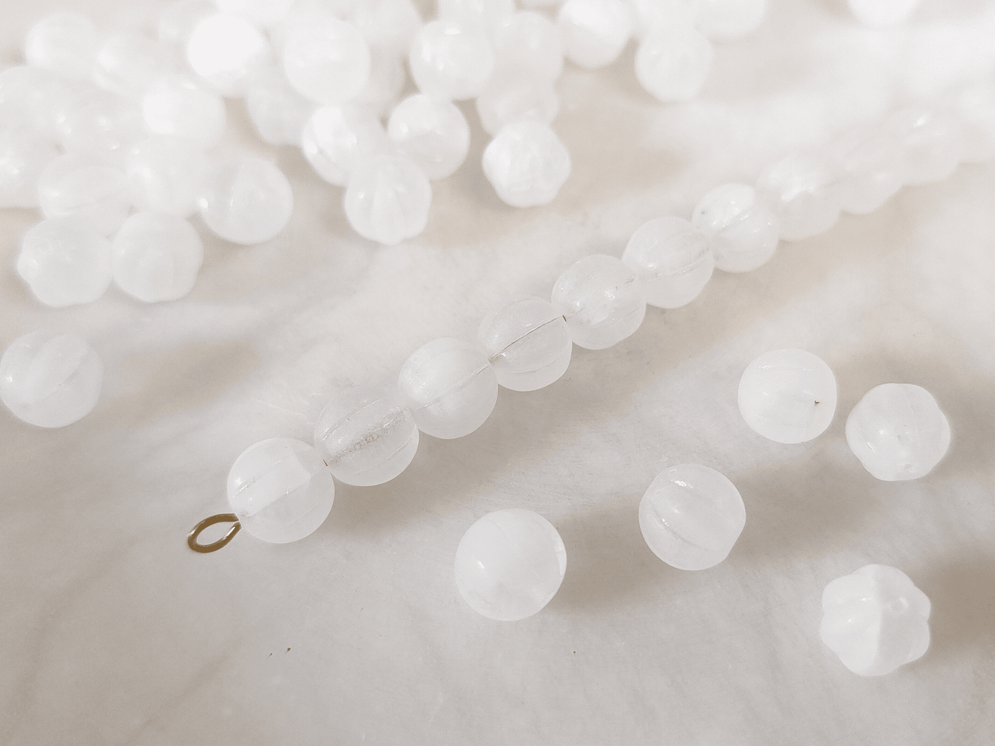 Melonen 8mm - milchig Weiß