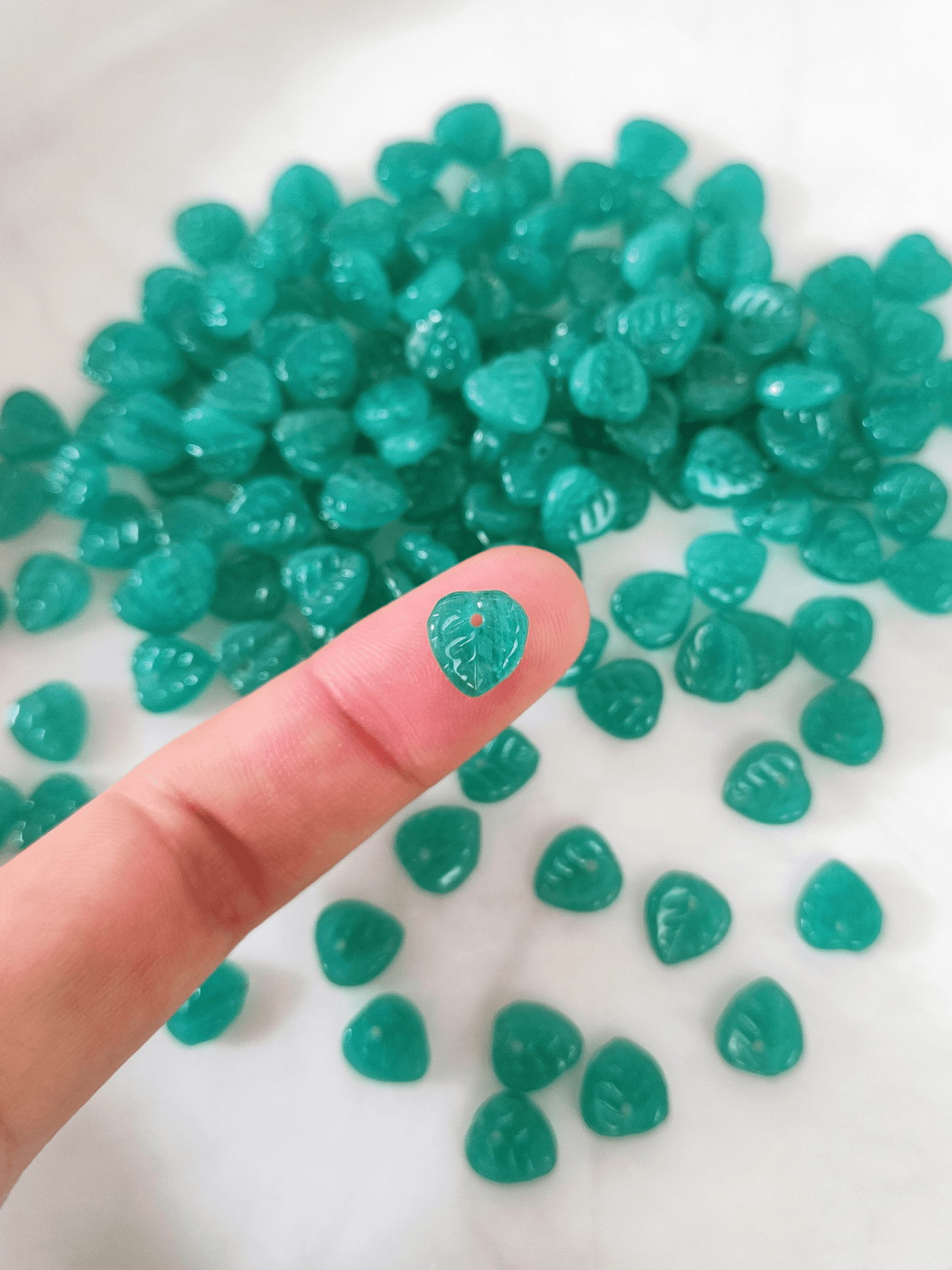 Lindenblätter 9mm - Fichtengrün