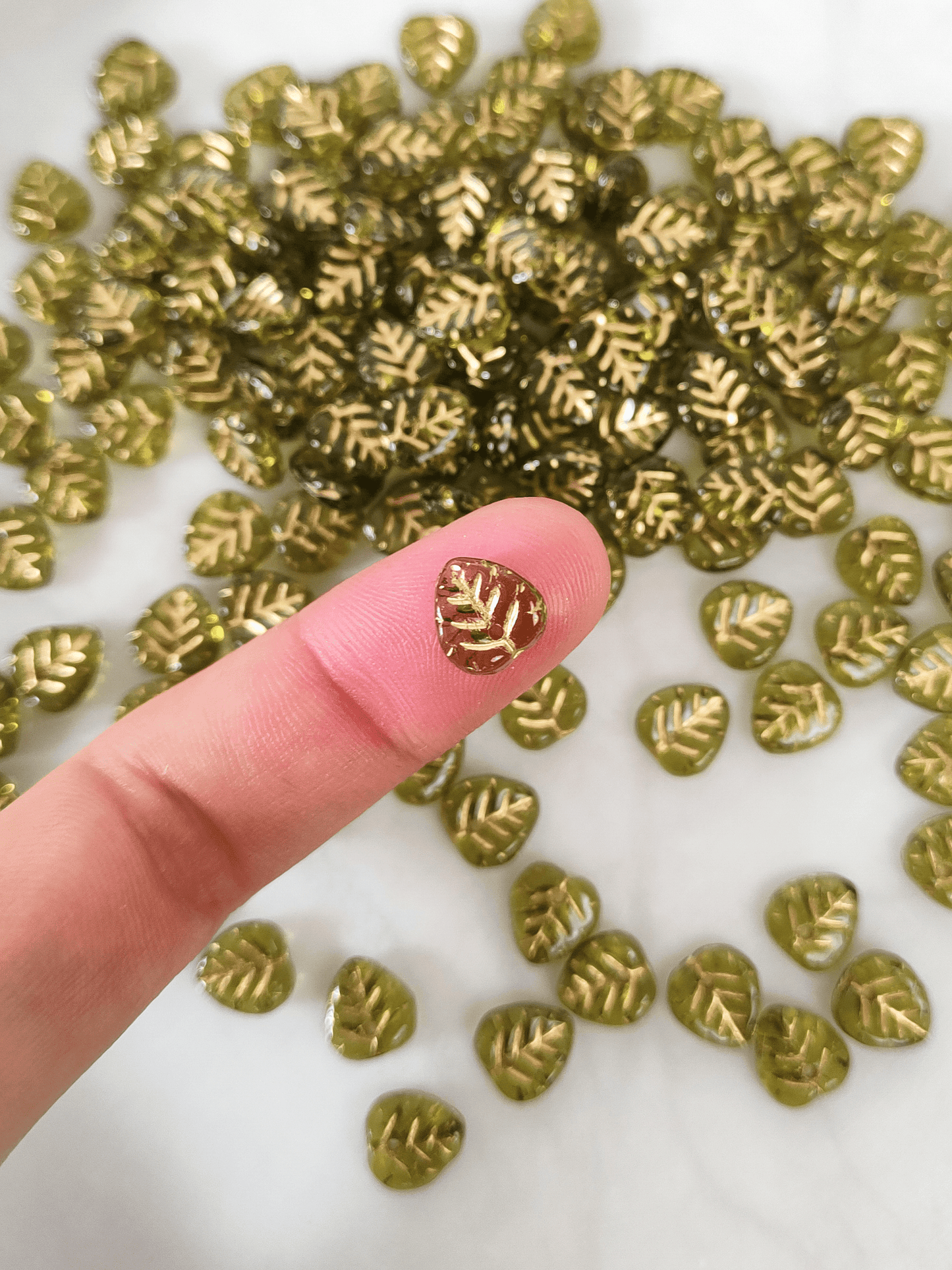 Linden leaf beads 9mm - grass green & gold