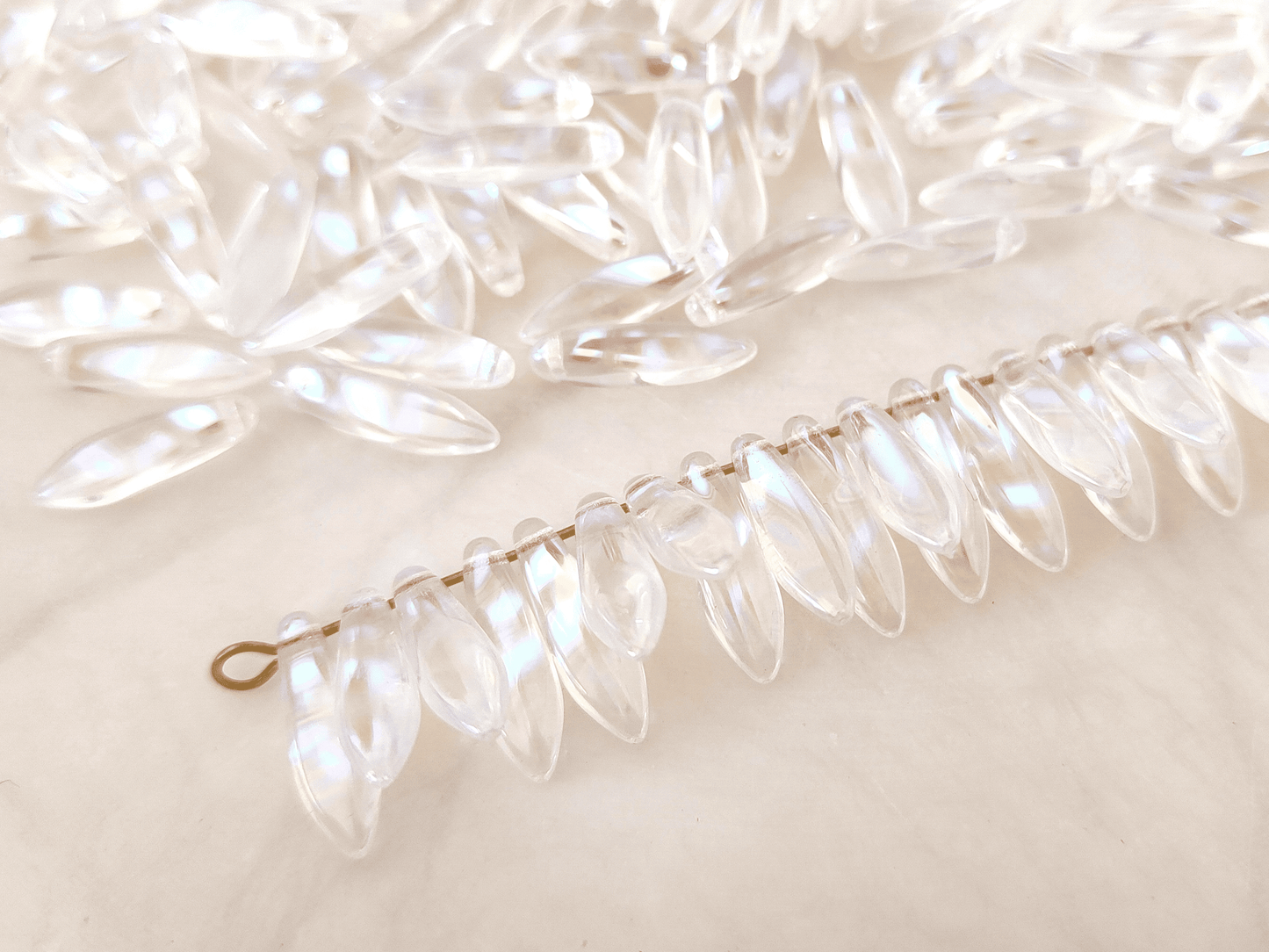 Dolche 5x16mm - Farblos & Pastell irisierend