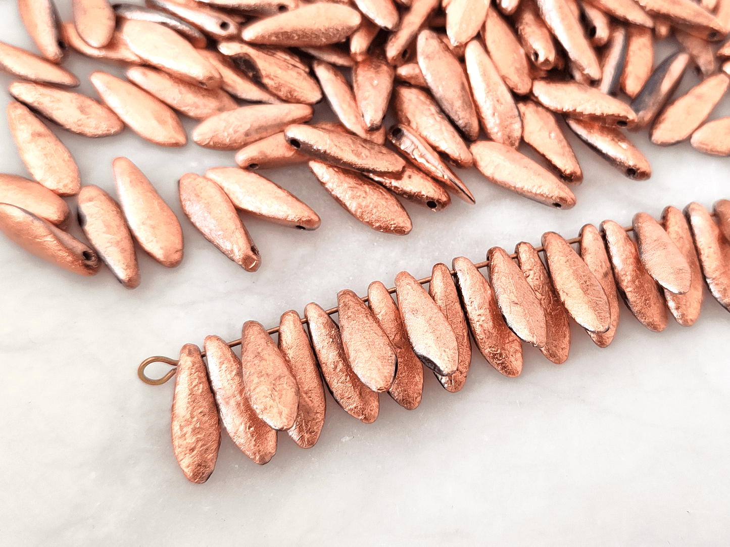 Dagger beads 5x16mm - copper etched