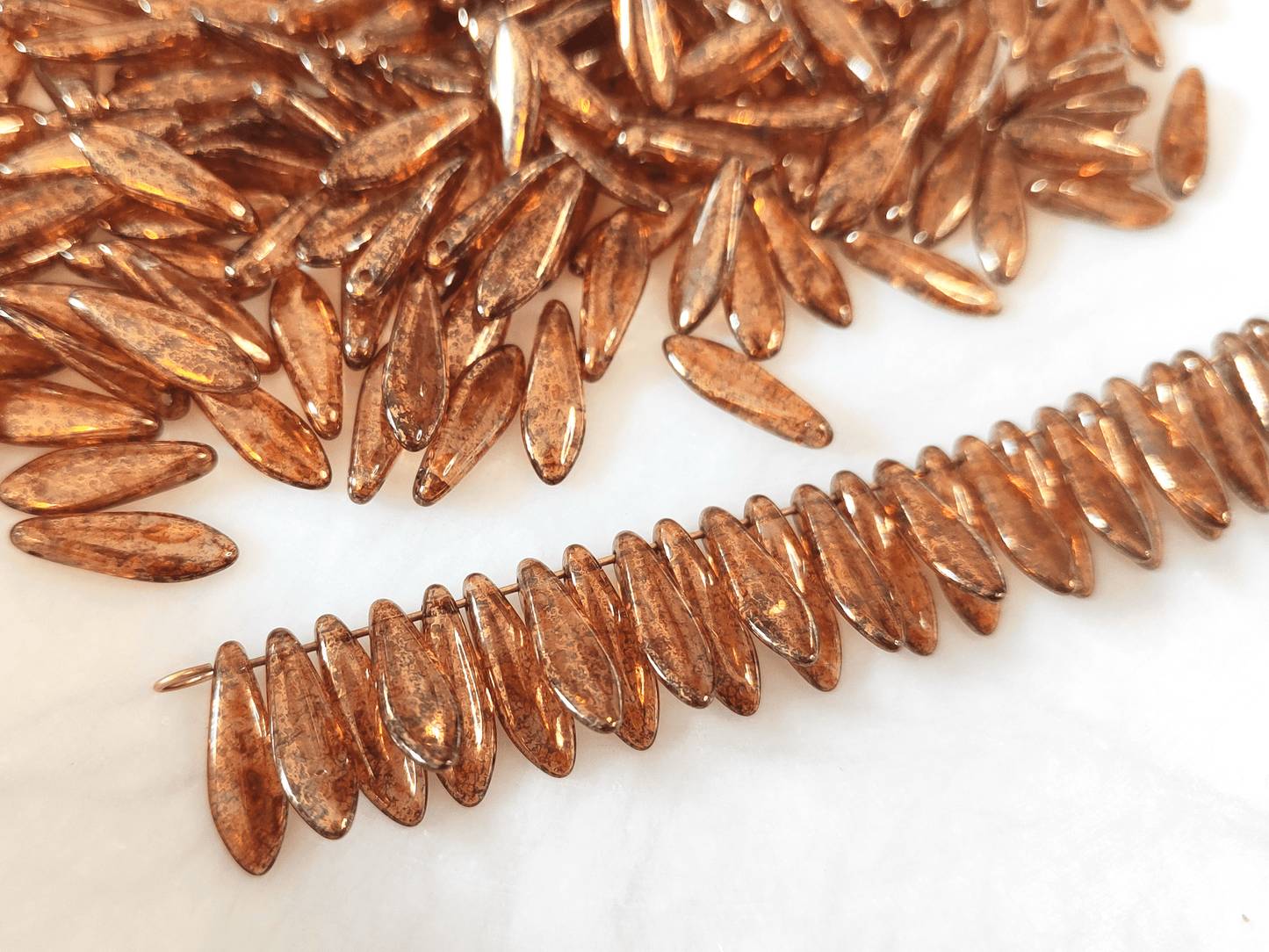 Dagger beads 5x16mm - brown & bronze