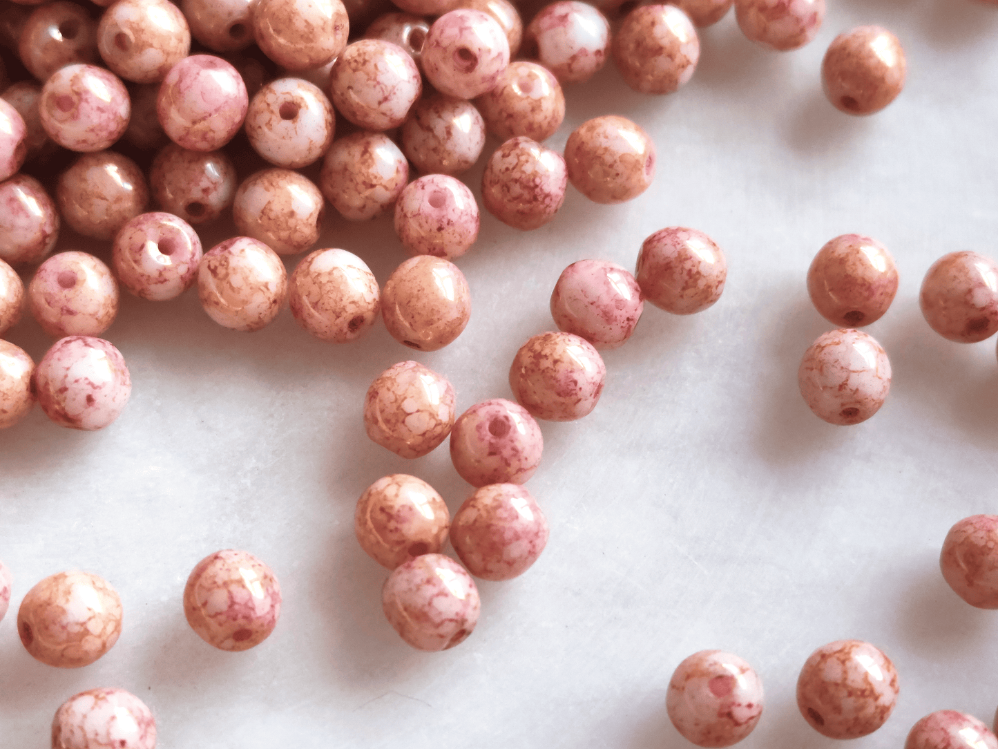 4mm round beads - light pink & beige marbled