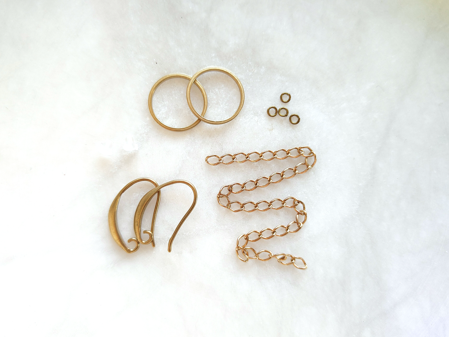 Supply kit for woven "Elaputra" earrings