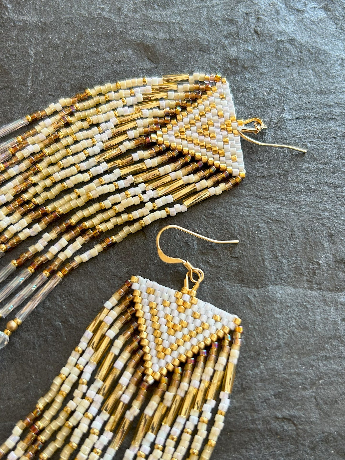 Dazzling earrings "Sheila" - white & gold