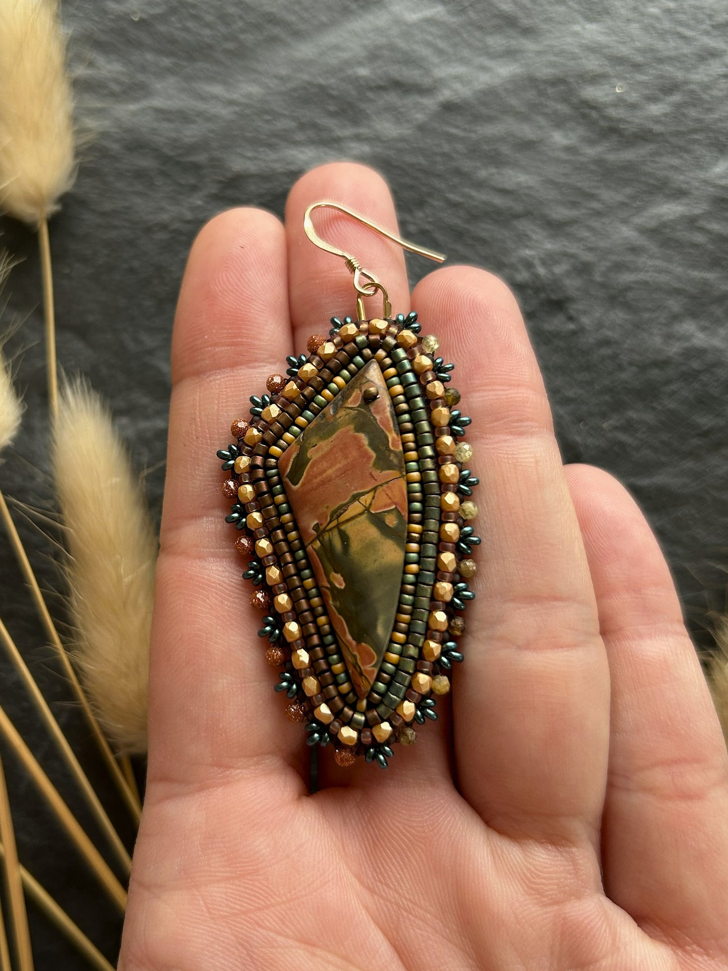 Hänge-Ohrringe "Raquel" mit Jaspis - Rost & Gold