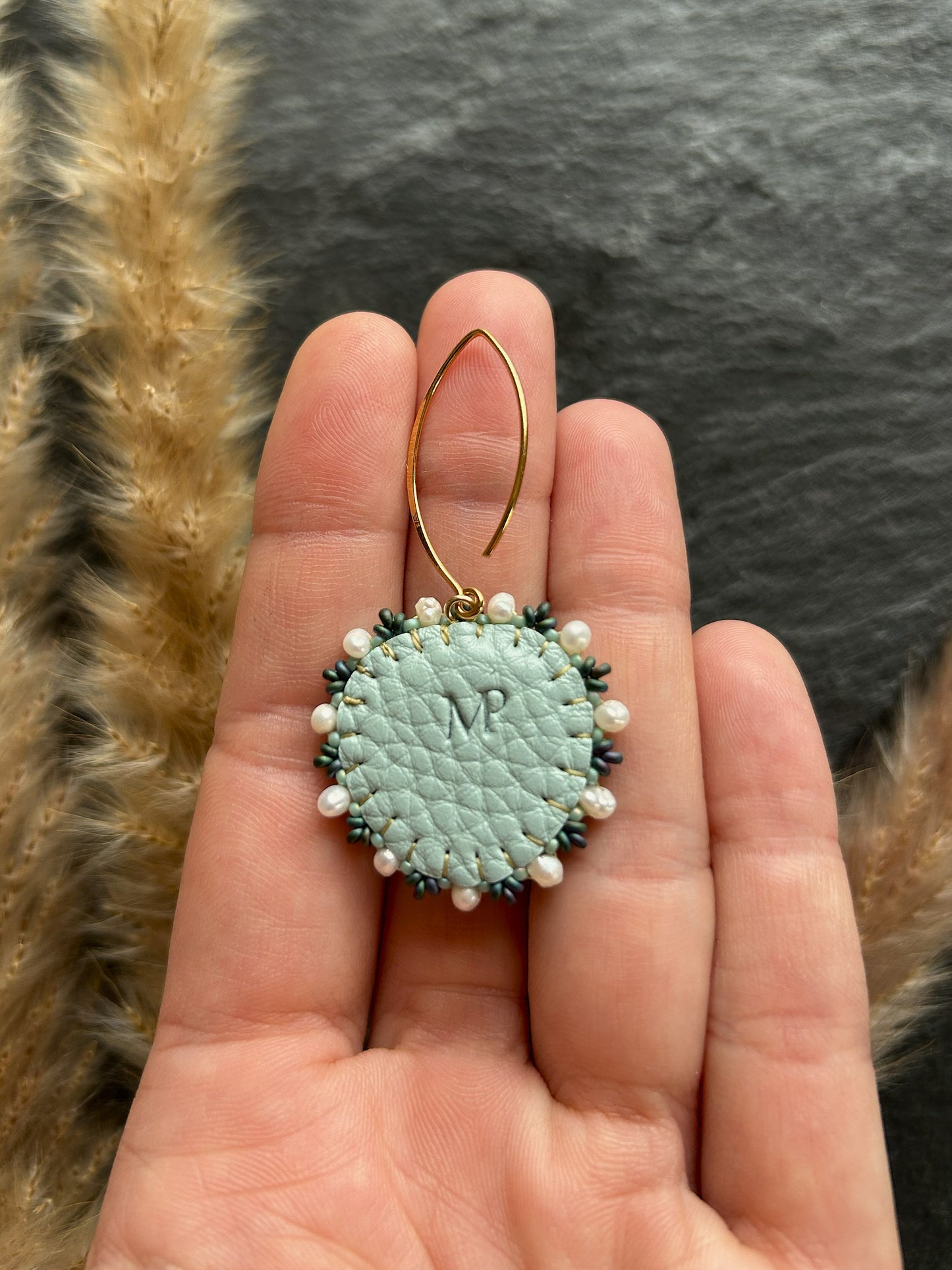 Hänge-Ohrringe "Melody" mit Abalone-Perlmutt - dunkles Türkis & Herz