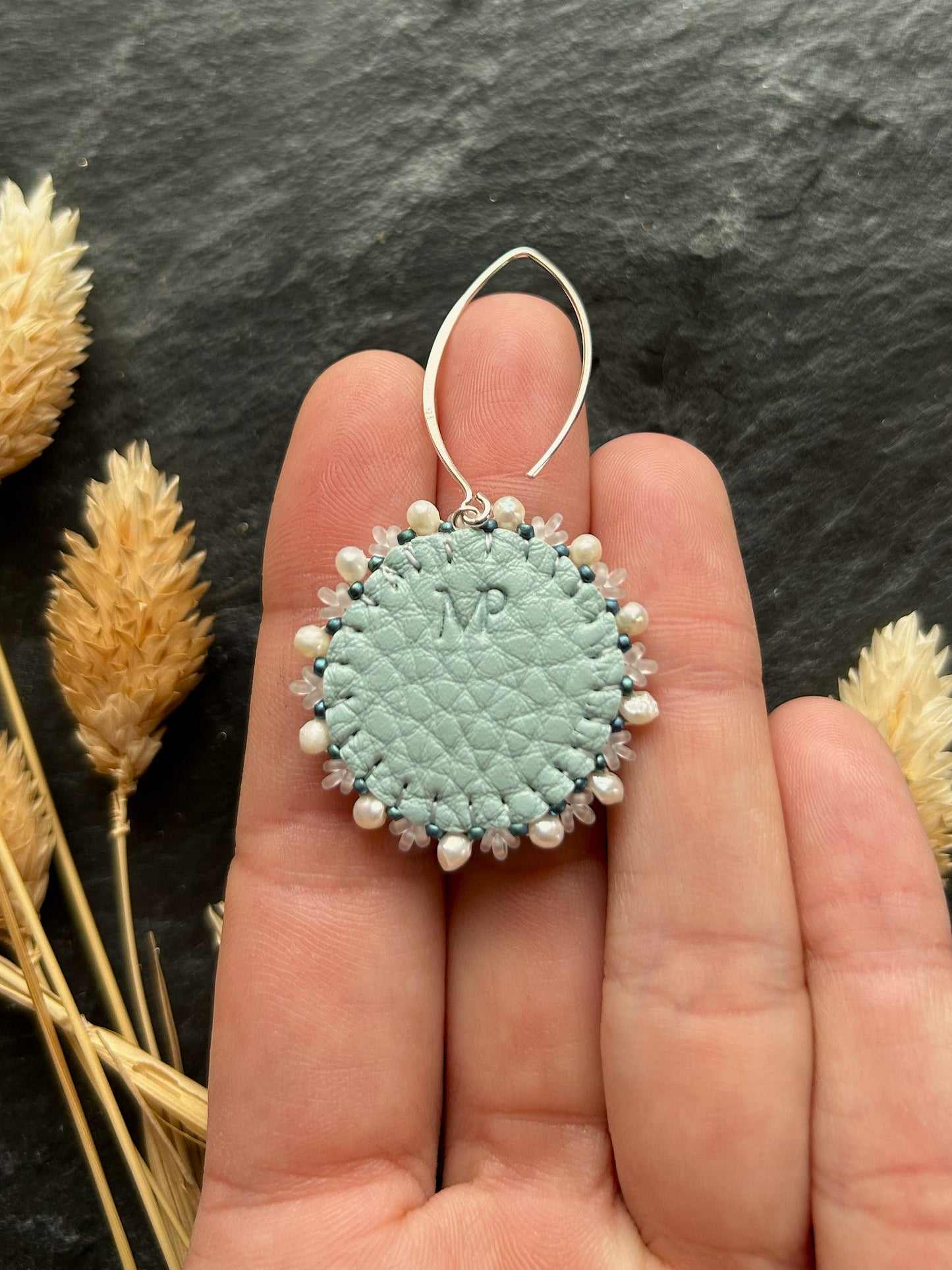 Hänge-Ohrringe "Melody" mit Abalone-Perlmutt - leuchtendes Türkis