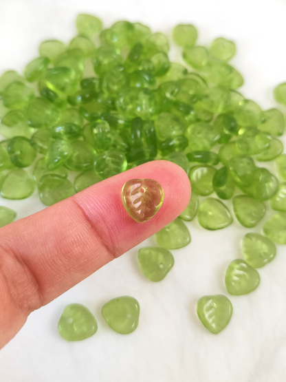 Linden leaf beads 9mm - grass green