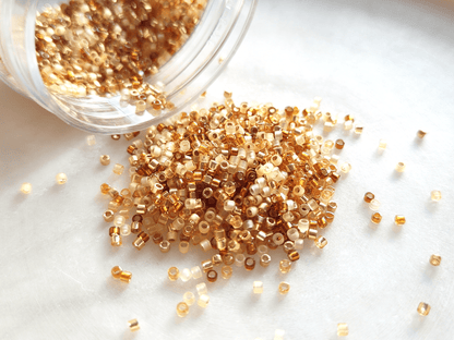 Miyuki Delica bead mix 11/0 - gold