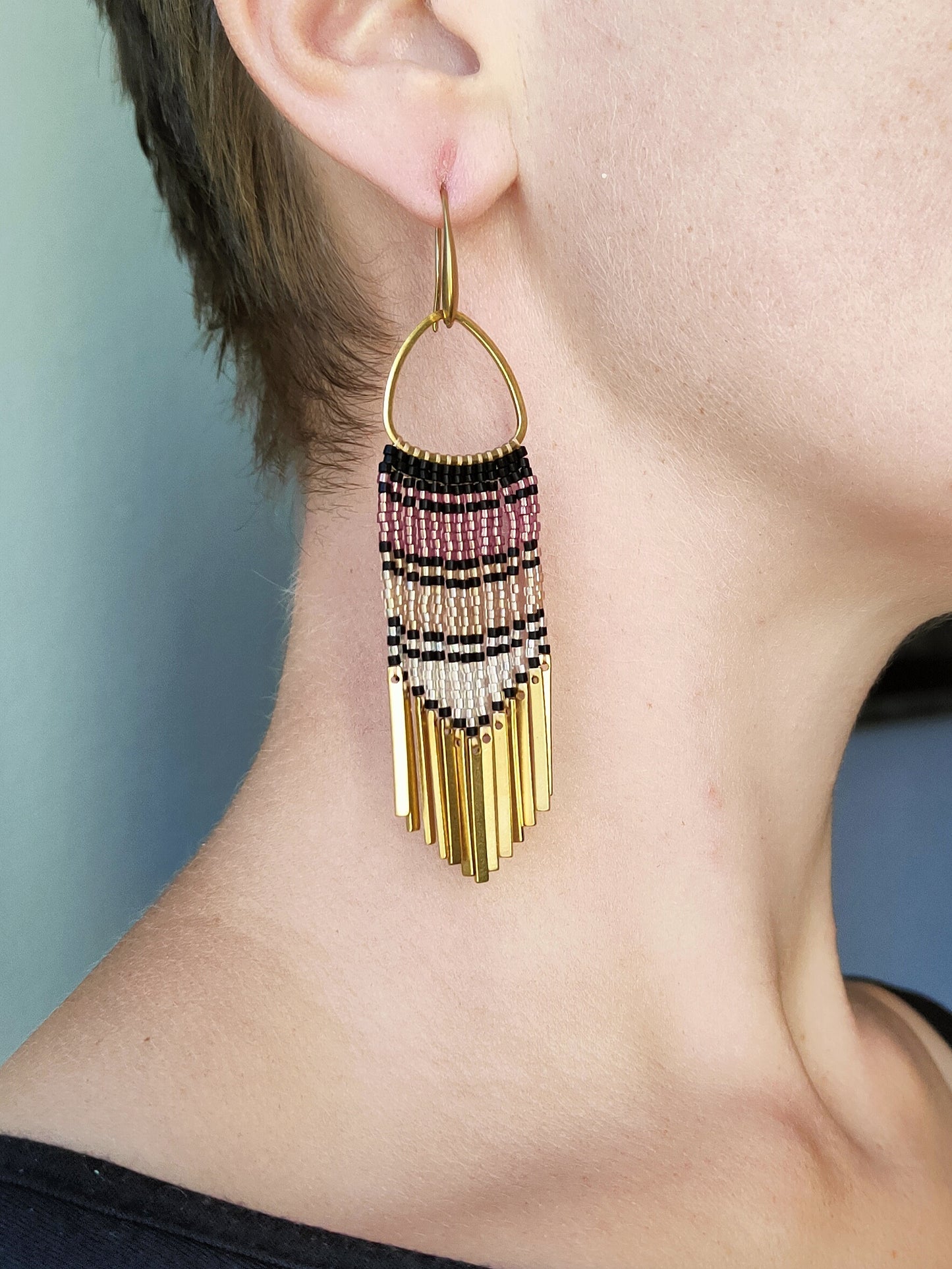 Wind chime earrings "Alizeh" - light pink