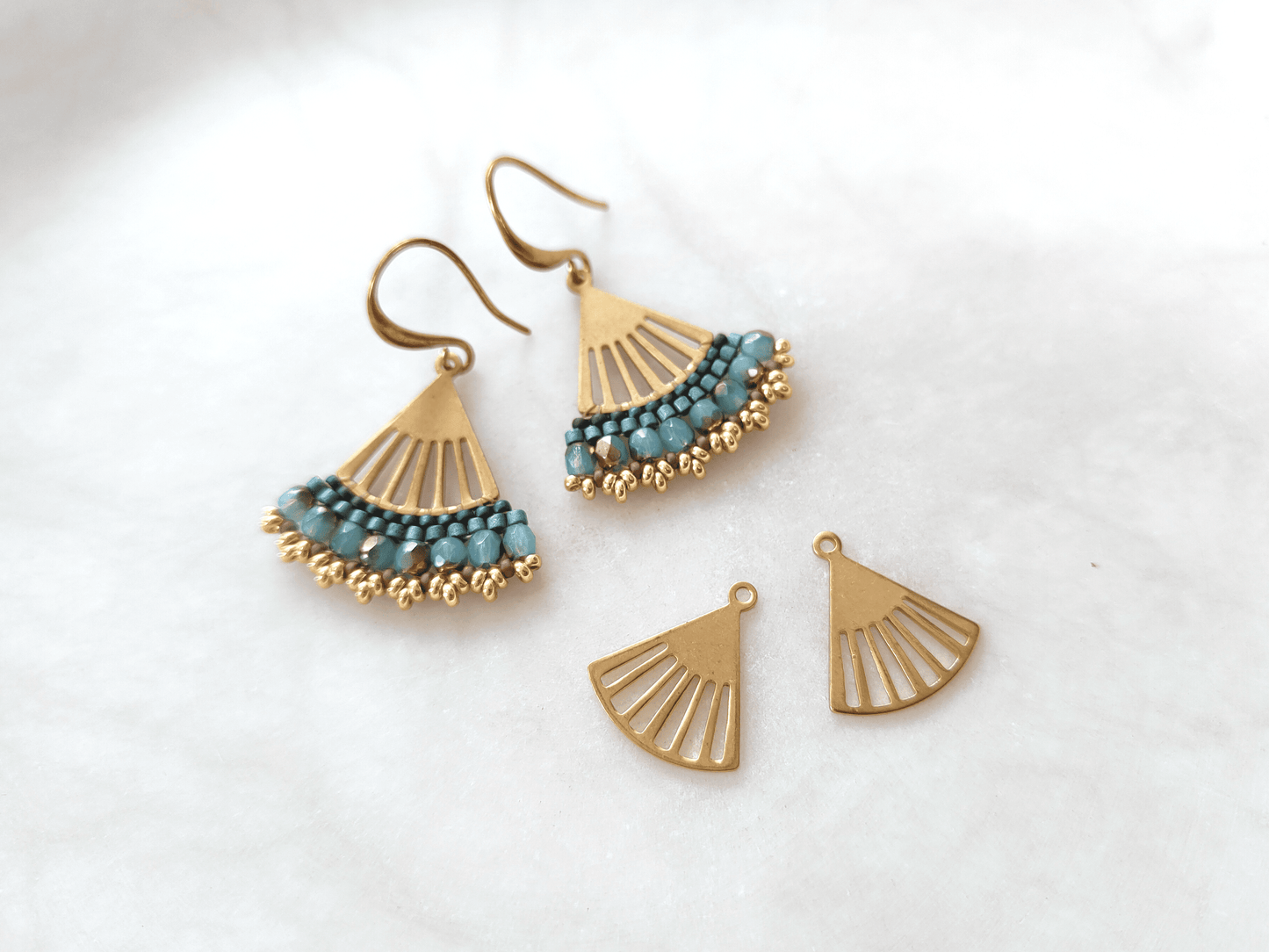 Fächer Messing-Verbinder 16x14mm