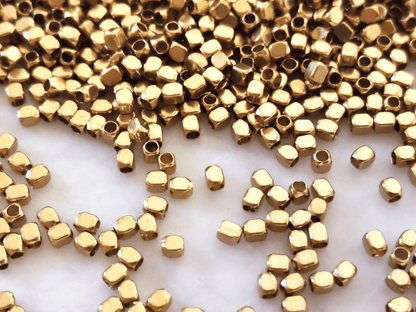 Messing-Quaderperlen 2mm