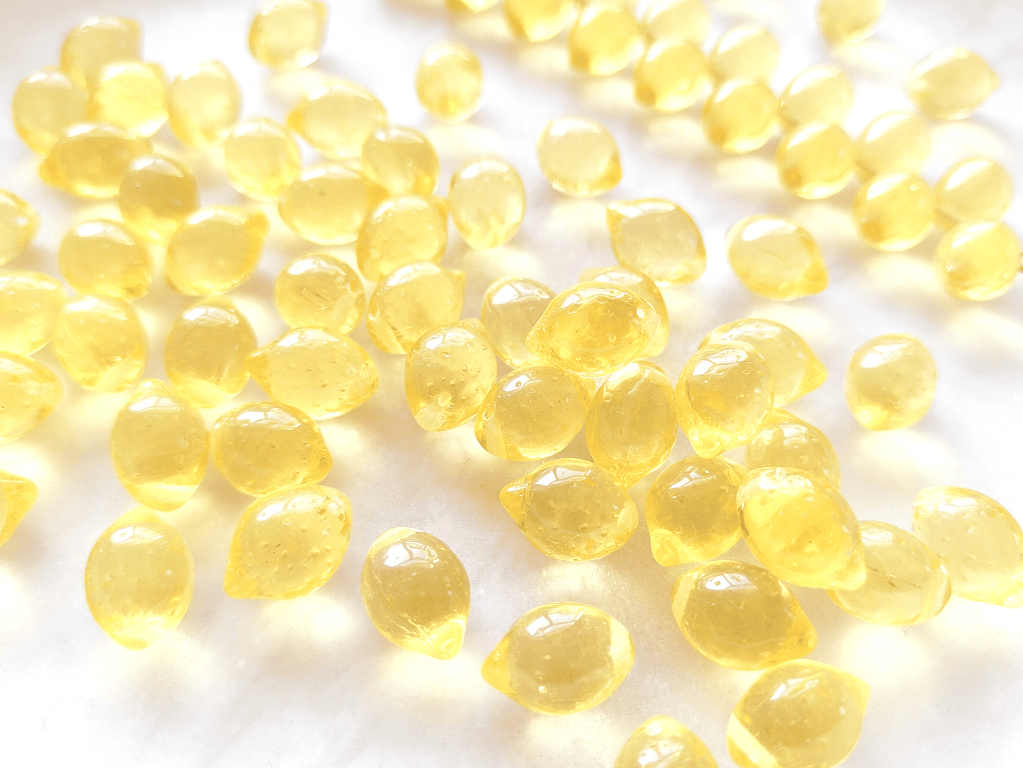 Lemon beads 10x14mm - pastel yellow
