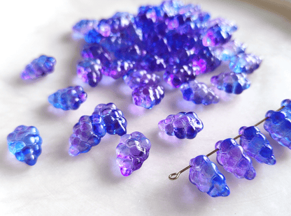 Grape beads 16x11mm - ombre blue & purple