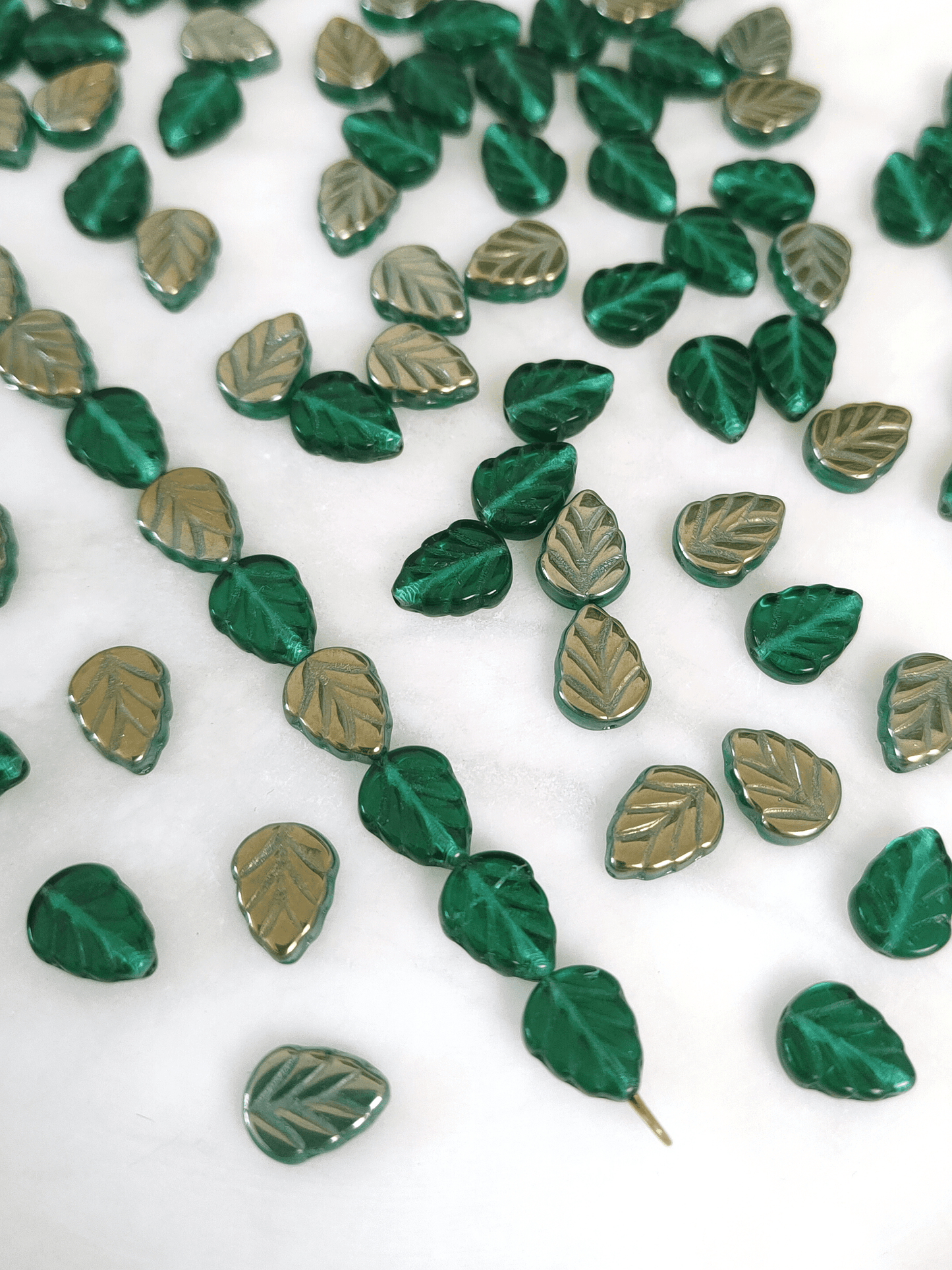 Mint leaf beads 10mm - forest green & gunmetal