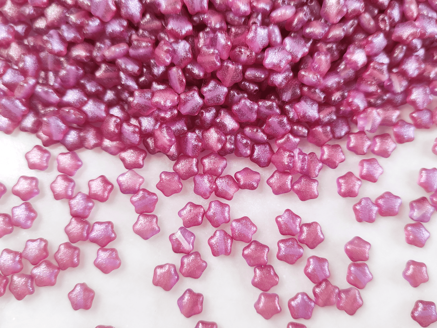 Star beads 6mm - red & purple glitter