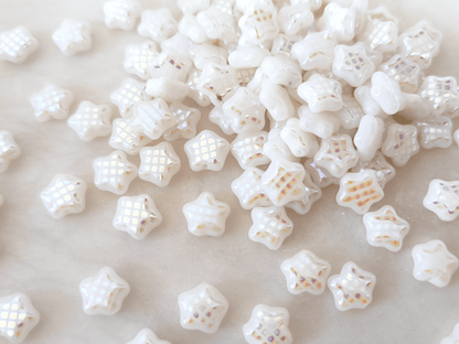 Star beads 8mm - white iris lattice patterning