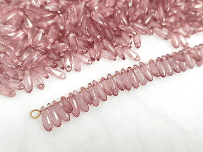 Dagger beads 3x11mm - muted pink