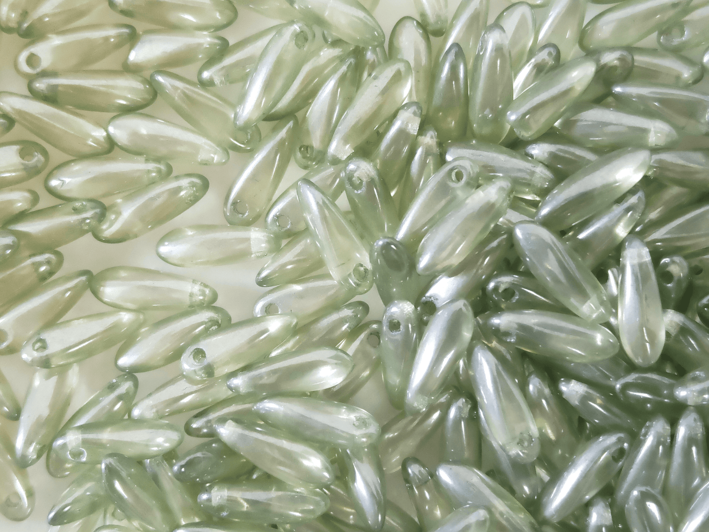 Dolche 3x11mm - Salbeigrün Schimmer