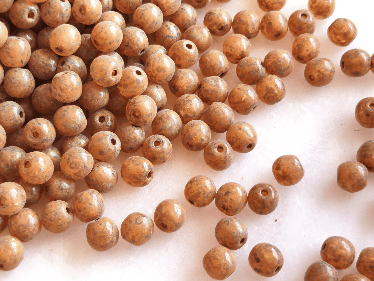 4mm round beads - brown Picasso