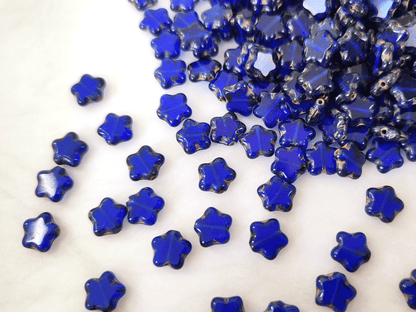 Sterne 8mm - dunkles Marineblau